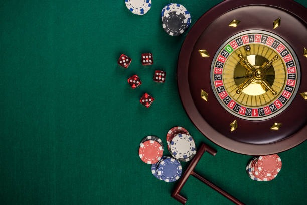 Wild reel activation in free-spin bonus Galactic Gems wild reel feature during bonus round